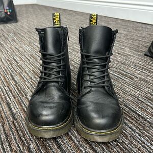 Doc Martens- kids size 4/ woman’s size 6